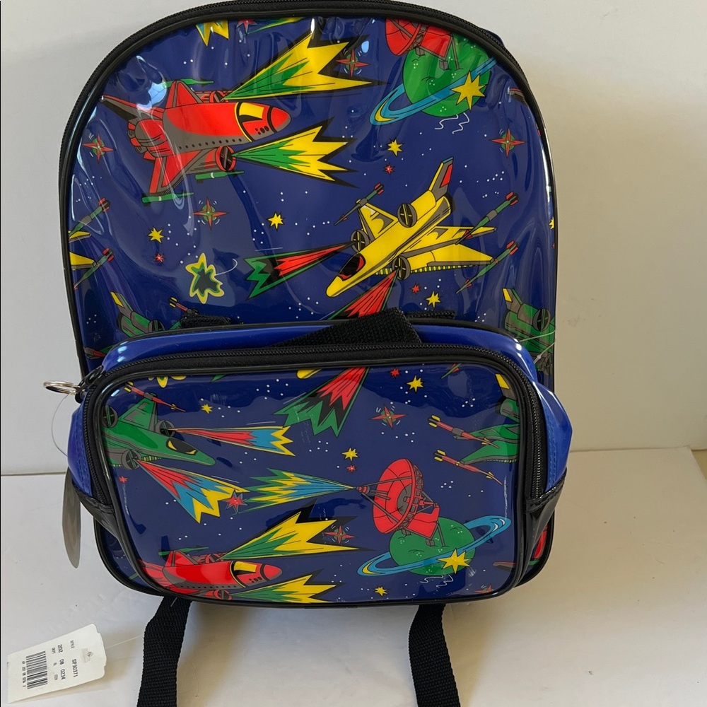 New Kids Skyhigh Spaceship Bagpack with Lunch Box